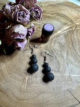 Aromaterapia korvakoru laavakivi + Eteerinen öljy näytepullo	