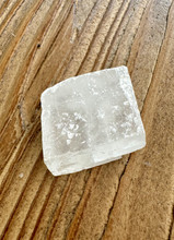 Viikinki kivi, Islannin kalsiitti eli optinen kalsiitti	