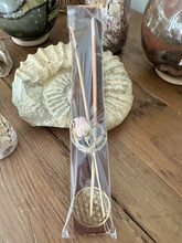 Lahjapakkaus Mangopuinen Suitsukesuksi Elämänkukka	