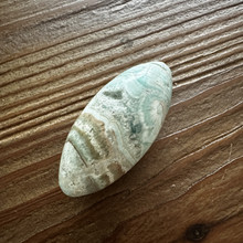 Aragoniitti shiva lingam	