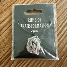 Viikinki Riimu Mannaz kaulakoru