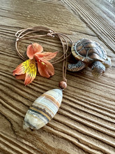 Shiva Grey Bandet kalsiitti	