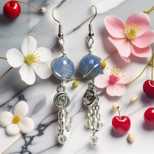 Sininen Jade ja spiraali amuletti	