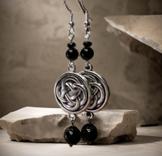 Wicca Trinity Obsidiaaneilla