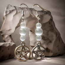 Pentagram Kuukivellä	