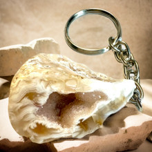 Akaatti Geodi laukkukoriste / avaimenperä	