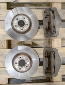 Volvo V50 2008 Etujarrulevy ja satula oikeapuoli.