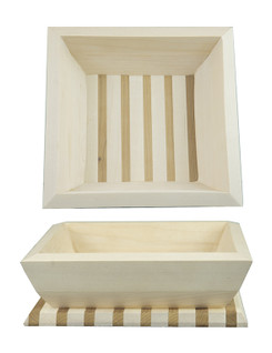 Puinen hedelmätarjotin