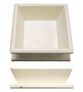 Puinen hedelmätarjotin