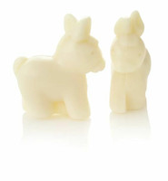 Vaalea aasinmaitosaippua aasin mallinen