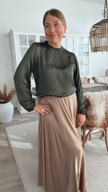 AUBREY SATIINIPUSERO KHAKI