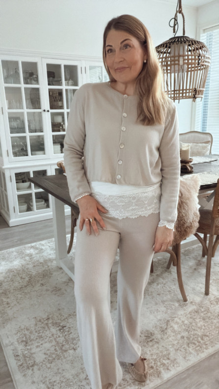 LAURE MERINOVILLANEULETAKKI KITTI