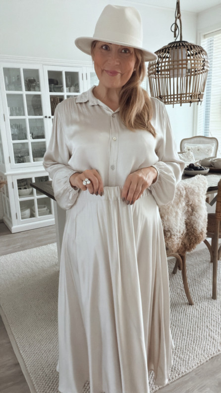 FILIPA SATIINIHAME BEIGE