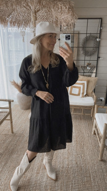 CARMELA PELLAVAMEKKO MUSTA