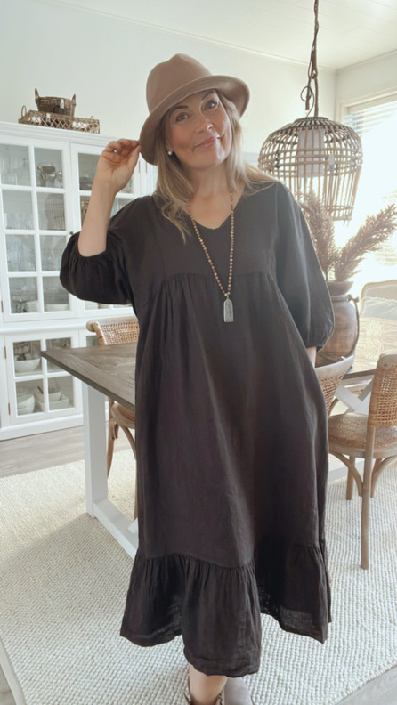 OLIVIA PELLAVAMEKKO RUSKEA