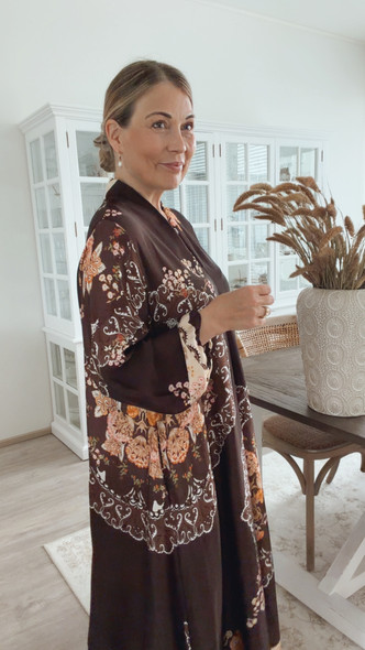 FLORENCE SILKKI-VISKOOSIMEKKO RUSKEA
