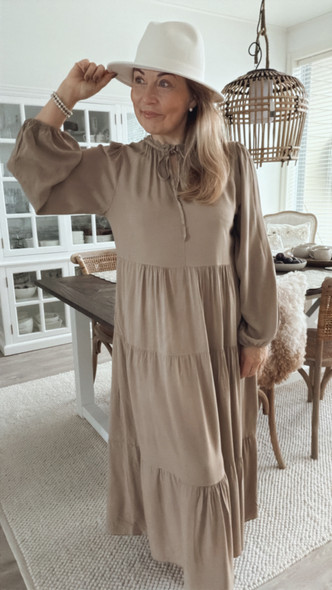MIRELLA VISKOOSIMEKKO KAMELI
