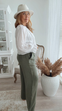 CASSIE PELLAVAHOUSUT KHAKI