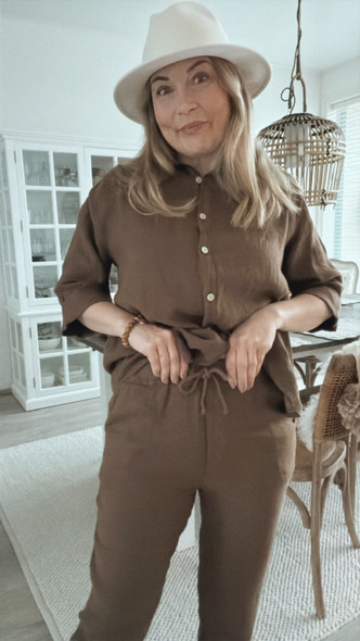 LINDSAY PELLAVAJOGGERIT RUSKEA