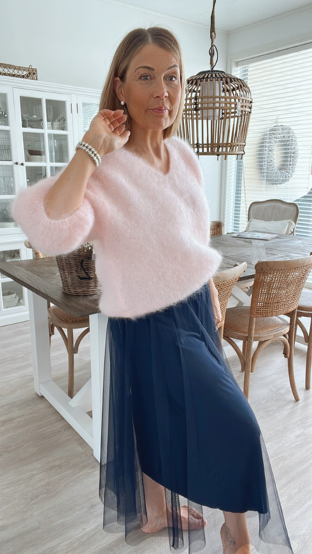CARLA TYLLIHAME NAVY
