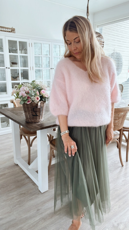 CARLA TYLLIHAME VIHREÄ