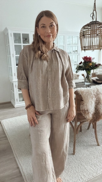 ANNETTE PELLAVAPAITA KASHMIR