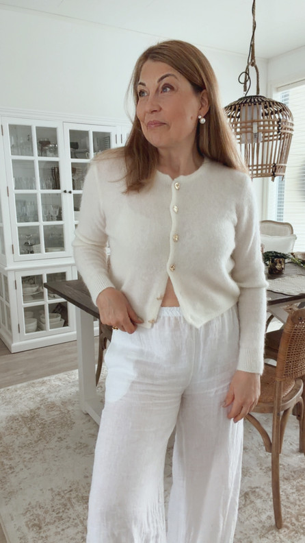 NINETTE MOHAIRNEULETAKKI LUONNONVALKOINEN