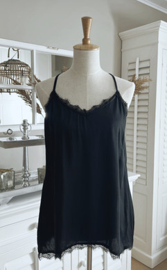 MONA SATIINITOPPI MUSTA