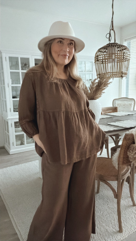 CASSANDRA PELLAVAPAITA RUSKEA