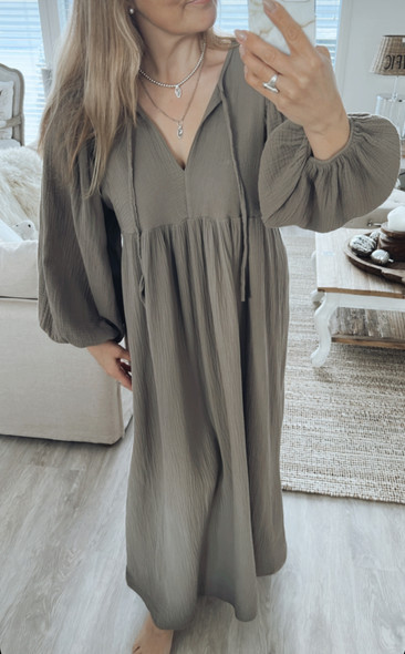 INGRID PUUVILLAMEKKO TAUPE