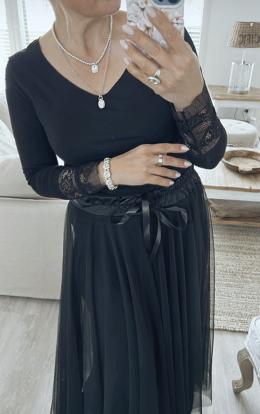 SIBYL DRESS BLOUSE BLACK
