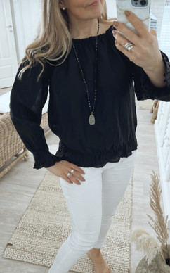 NOEMI PELLAVAPAITA MUSTA