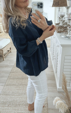 ATHENA PELLAVAPAITA NAVY