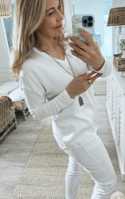 LISA SATIINIPUSERO VALKOINEN