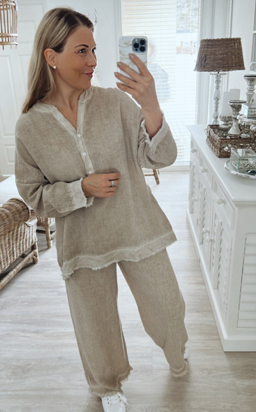 NATALIA PUUVILLA-PELLAVAPUSERO BEIGE