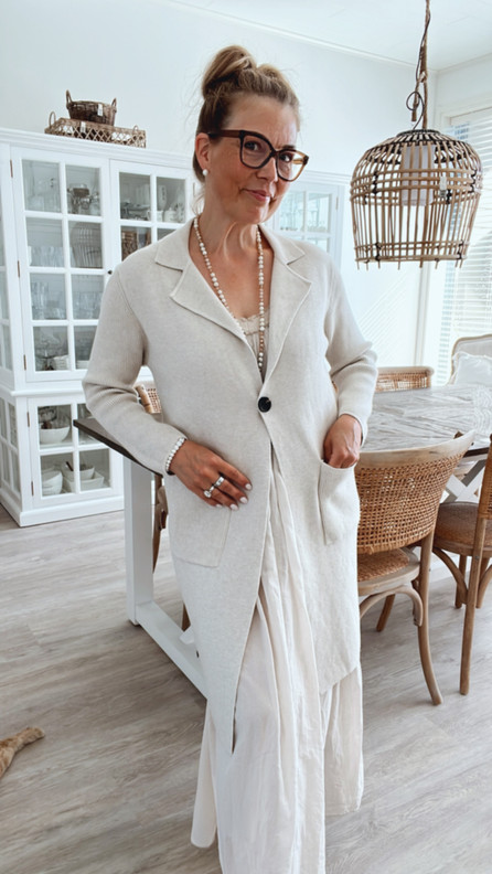 ZELDA NEULETAKKI BEIGE