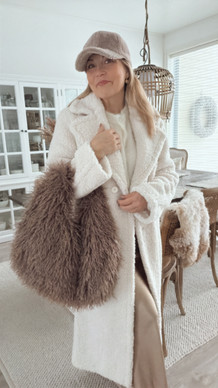 LIPPALAKKI TAUPE