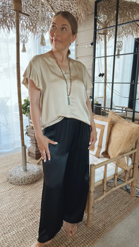 CHRISTIE SATIINIHOUSUT MUSTA