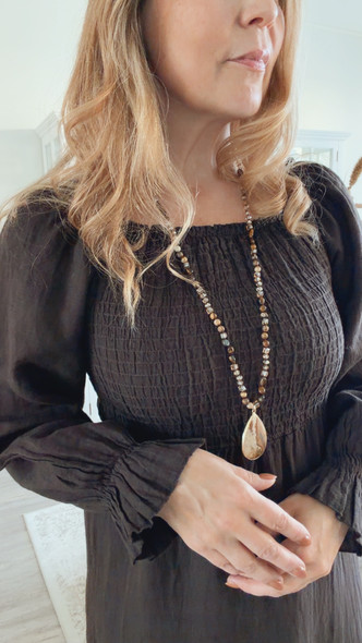 ANGELINA PELLAVAMEKKO RUSKEA