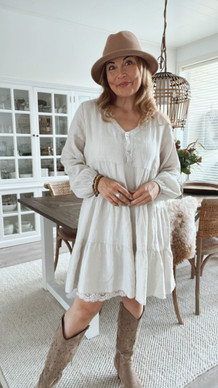 HAZEL PELLAVAMEKKO BEIGE