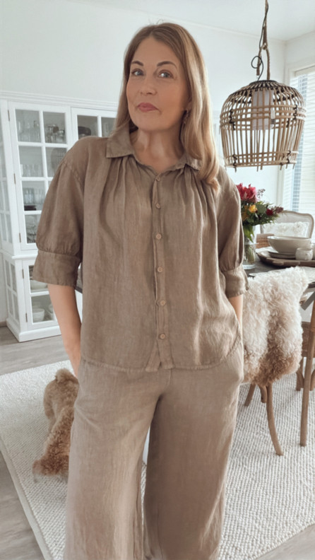 ANNETTE PELLAVAPAITA KAMELI