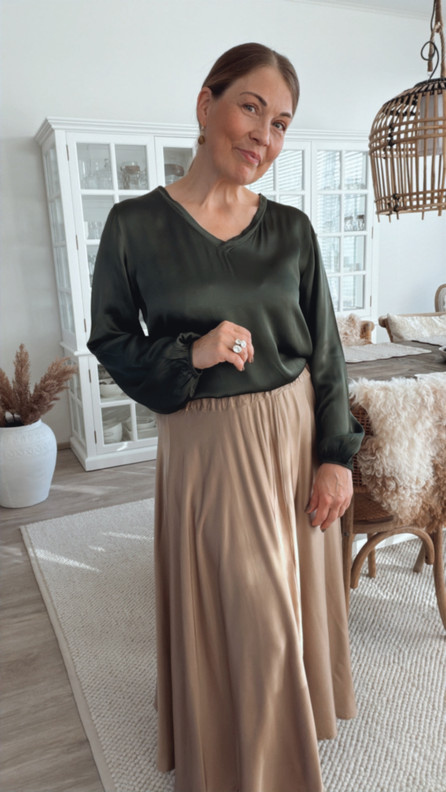 CHLOE SATIINIPUSERO KHAKI