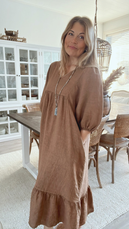 OLIVIA PELLAVAMEKKO KAMELI