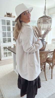 ADELIA TAKKI BEIGE
