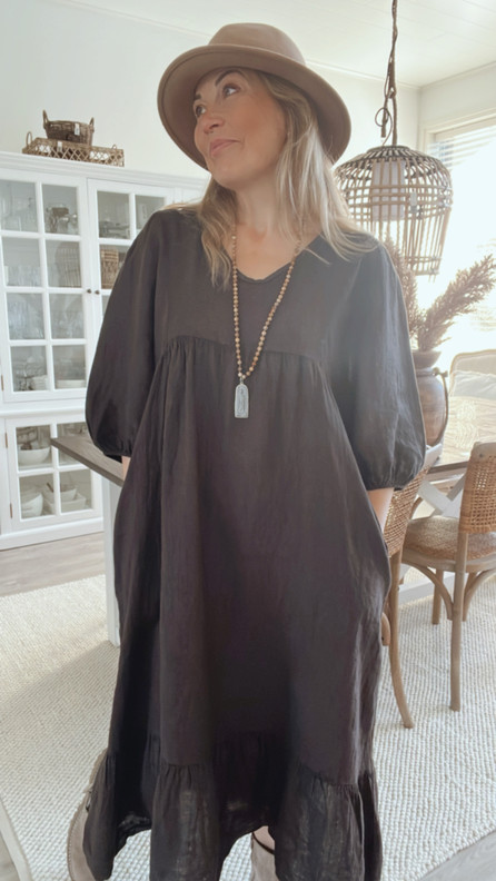 OLIVIA PELLAVAMEKKO RUSKEA