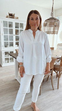 KARINA SATIINIPUSERO VALKOINEN