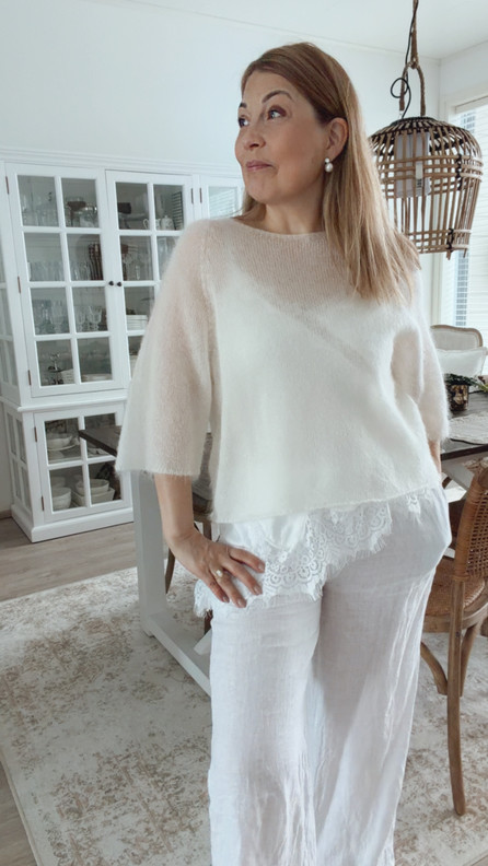 MELODIE MOHAIRNEULE LUONNONVALKOINEN