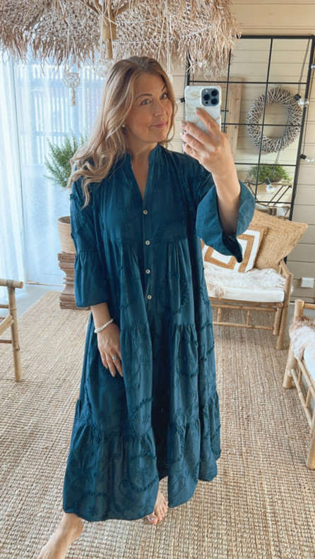 BETH PUUVILLAMEKKO NAVY
