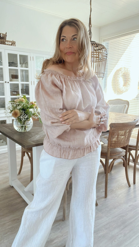 NOEMI PELLAVAPAITA VANHA ROOSA