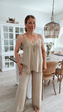 MYRA VISKOOSIHOUSU KAMELI